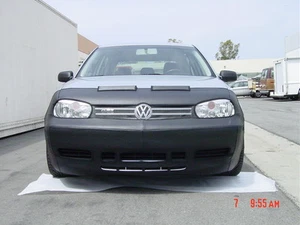 Colgan Front End Mask Bra 2pc. Fits VW Golf, GL,GLS,GTI & TDI 1999-2005 W/O Tag - Picture 1 of 1