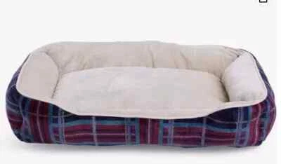 Vera Bradley Soft Fleece Cozy Pet Bed in Tartan Plaid Dog Cat Small Medium New - Image 1 of 4