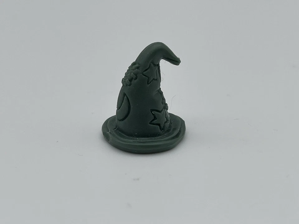⭐️ HARRY POTTER Mystery at HOGWARTS BOARD GAME SPARES - GREEN WIZARD HAT ⭐️ - Image 1 of 1
