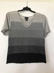 New York and Company Top (Large) - Picture 1 of 7