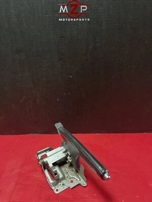 Palanca de freno de mano de estacionamiento de emergencia Nissan 370z 2009-2020 OEM Foto 1 de 4