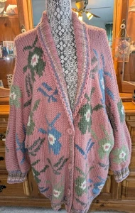 Vintage 80s DOBRILA Sirogojno Chunky Pink Wool Sweater Coatigan MEDIUM Floral  - Bild 1 von 15