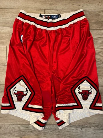 Chicago Bulls Michael Jordan Era Charles Oakley Game Used 2002 Authentic Shorts Cover
