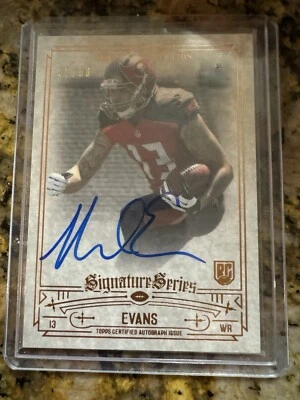 2014 Museum Collection - Signature Series Auto  #SSA-ME Mike Evans /50 (AU, RC) - Image 1 of 2