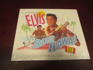ELVIS PRESLEY BLUE HAWAII COLLECTORS 1997 DELUXE COFFEE TABLE STYLE BOOKLET & CD - Imagen 1 de 1