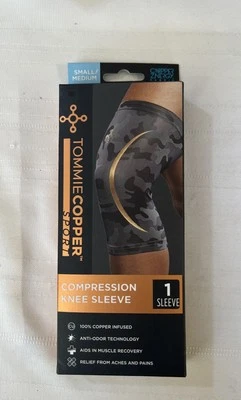Tommie Cobre Deporte Compresión Rodilla Manga Pequeña/Mediana Dolor Articular Nuevo y Sellado Foto 1 de 2