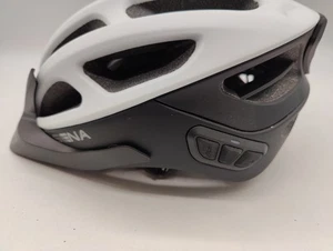 Sena R1 Smart Fahrradhelm Weiß Schwarz - Bild 1 von 9
