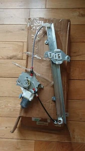 Nissan Micra K12,RH Türregler vorne, fünftürige Modelle, neu original.  - Bild 1 von 3