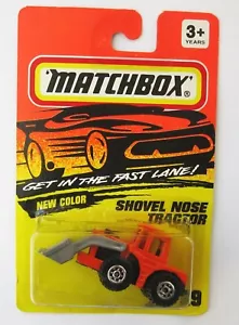 Vintage 1994 Matchbox Shovel Nose Tractor #29 orange neu Near-Mint Karte MOSC - Bild 1 von 2