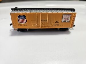 Bachmann N Scale Union Pacific 41’ Stock Car 47747