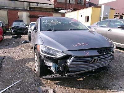 Used Fuel Pump fits: 2017 Hyundai Elantra 2.0L pump assembly tank mounted Grade - Image 1 of 4