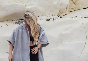 Swellshell Stay Cozy and Dry with this Towel Poncho, Unisex Changing Robe - Picture 1 of 8