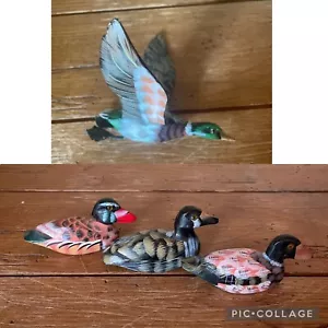 Mini baratijas de pato vintage arte popular madera ojos de vidrio pies de metal - Imagen 1 de 13