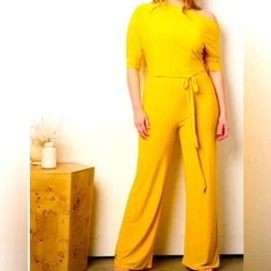 Plus Size Yellow Short Sleeve Off the shoulder Romper Jumpsuit - Picture 1 of 5