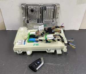 OEM BMW F44 ENGINE CONTROL UNIT ECU SET DDE 5A2A684 BOSCH - Picture 1 of 14