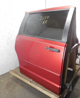 Оригинальная задняя дверь в сборе для правостороннего пассажира Chrysler Town & Country 2008-2010 годов выпуска - Изображение 1 из 4