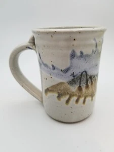 Studio Art Pottery Coffee, Tea MUG Cup White, Blue, Tan. Signed, 16 Ounces - Imagen 1 de 9