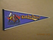 WPHL El Paso Buzzards Vintage Defunct Kick Ice Twice! Team Logo Hockey Pennant