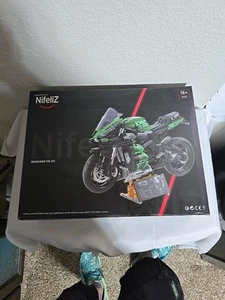 Nifeliz H2 Kit Costruzione Modellismo Moto, Costruisci un Impressionante Espositore Moto - Foto 1 di 9