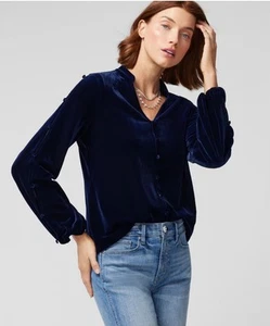 Blusa media nuova con etichetta White House Black Market manica lunga scollo a V velluto - Foto 1 di 6
