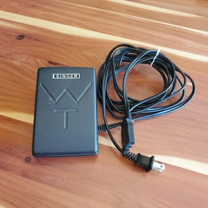 Pedal controlador de pie para máquina de coser Singer modelo GTE 110-125VAC - Imagen 1 de 3