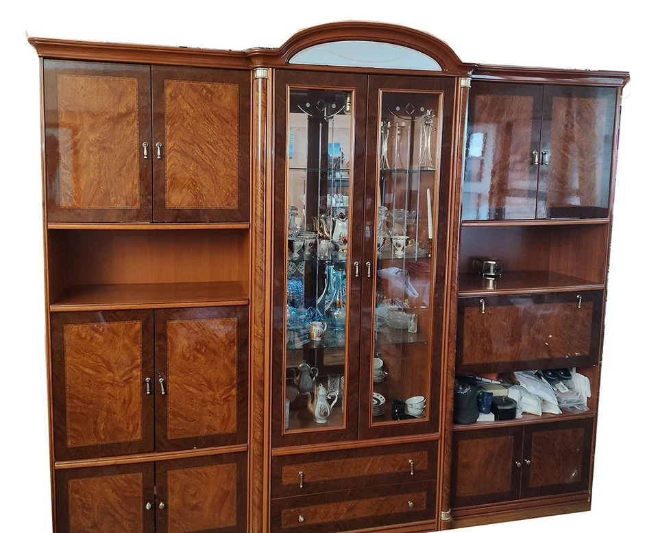 Italian wood Bookcase Wall unit glass doors shelves Armoire   fantastic! - Image 1 of 1