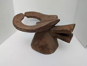 Hand Carved Wooden Momma Mangam Bush Cow Nigerian Headrest - Picture 1 of 11