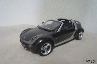 Kyosho Smart Roadster 1 18 Mini Car Black - Image 1 of 4