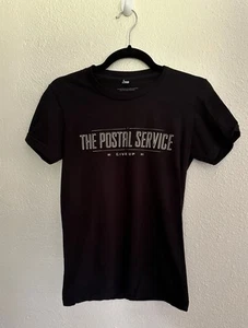 Size SMALL The Postal Service 2013 Tour Black T-Shirt Give Up Such Great Heights - Picture 1 of 4