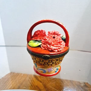 Jim Shore Hinged Birthday Basket January With Carnations 3.5'' Tall - Picture 1 of 8