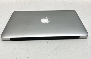 Apple MacBook Air 11.6-inch Model-A1465 | For Parts/Repair - Bild 1 von 6
