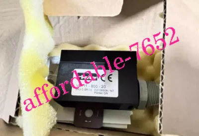 NEW PARKER VS111-800-20 amplifier FedEx or DHL or UPS - Image 1 of 3