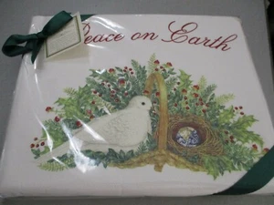 ALICE"S  COTTAGE 2 FLOUR-SACK TOWELS & 1 MATCHING POT  HOLDER  "PEACE ON EARTH  - Picture 1 of 6