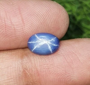 Cabochon ovale zaffiro stella blu 2,04 ct 6 raggi coltivato in laboratorio gemme sfuse 9,59x6,87 mm - Foto 1 di 5