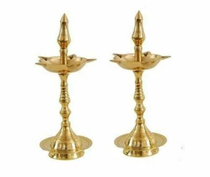 Brass Puja Oil Diya Lamp Engraved Design Deepak Pooja Article Kerela Dia - 2 Set - Picture 1 of 6