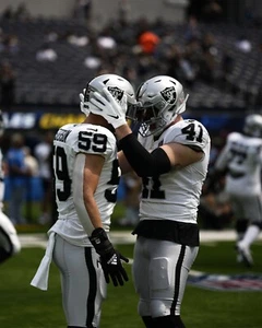 Luke Masterson & Robert Spillane Celly Las Vegas Raiders 8x10 NFL Football Photo - Picture 1 of 1