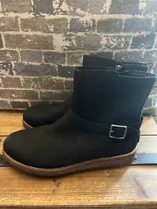 UGG Women’s Pure Camren Leather Black Boots Buckle US 9.5 Water-Resistant - Picture 1 of 6