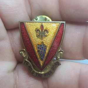 519th AAA Gun DI Pin To Hold The High Road - Picture 1 of 4