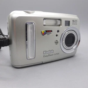 Kodak Digital Camera EasyShare CX7525 5.0MP Silver Tested - Picture 1 of 7