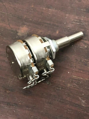NOS - Centralab Variable Resistor 5905-00-951-2609    BA991-010  #111 - Image 1 of 3