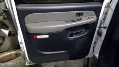 CHEVROLET  SUBURBAN 1500 2002 Door Trim Panel Rear LEFT 446094 Foto 1 de 4