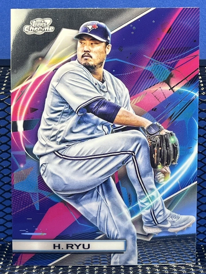 2022 Topps Cosmic Chrome HYUN-JIN RYU Toronto Blue Jays Base 74 - Image 1 of 2