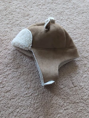 NWT! Beige Faux Fur Trapper Hat Bear Ears 6-12 Months Gender Neutral Polyester  - Image 1 of 4