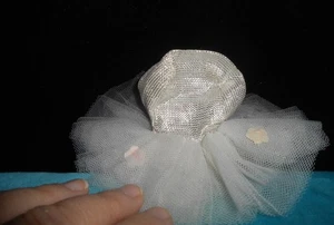 VINTAGE 1960s ~Tagged BARBIE Tutu ~ Ballerina #989 ~ Nice! ~ Silver - Picture 1 of 2