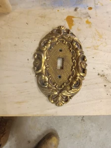 Vintage Gold Tone Metal Light Switch Plate - Picture 1 of 4