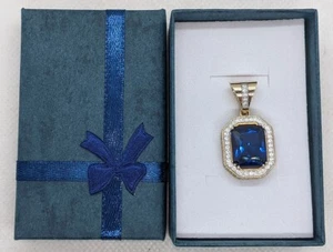 10K Solid Yellow Gold Blue Stone And CZ Charm / Pendant, 7.0 Grams - Bild 1 von 21