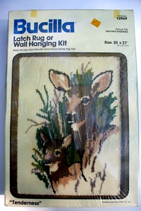 VTG CHRISTMAS SEALED BUCILLA 12969 LATCH RUG WALL HANGING KIT "TENDERNESS" DEER - Picture 1 of 3