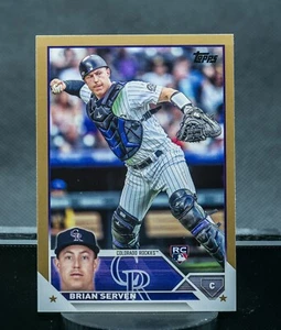 2023 Topps Serie 1 Gold Border #41 Brian Serven /2023 Colorado Rockies Rookie - Foto 1 di 2