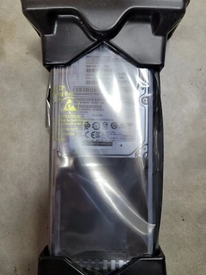 01LJ787 01LJ794 01LJ796 IBM V7000 G2 1.2TB 10K RPM 6Gb/s 2.5" SAS HDD Hard Drive - Image 1 of 3