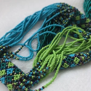Vtg Zulu Tribal Art Glass Seed Bead PEACOCK Tube Strand NECKLACE 28" Green Blue - Picture 1 of 21
